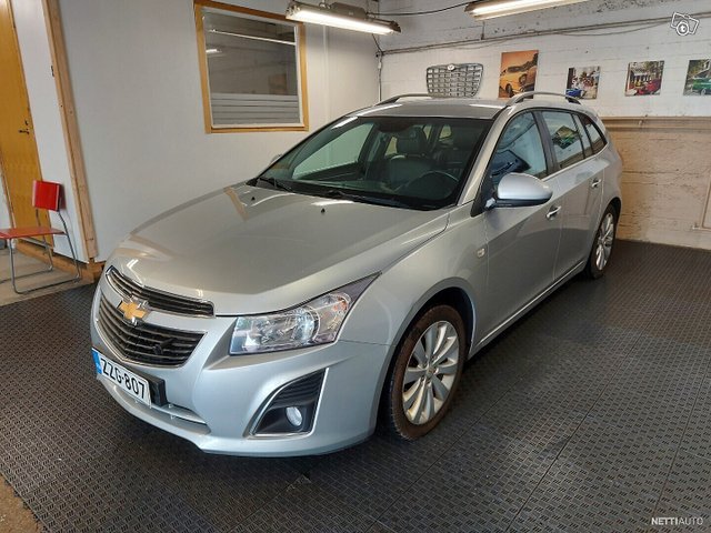 Chevrolet Cruze 4