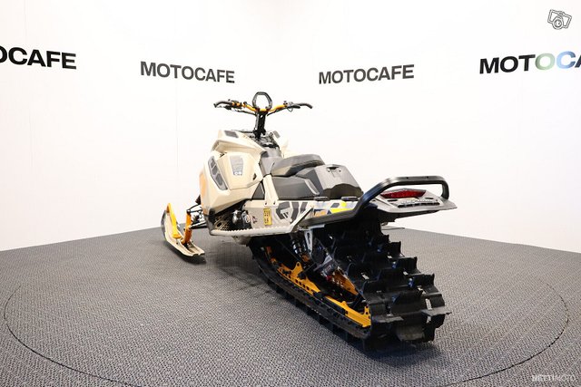 Ski-Doo Freeride 7