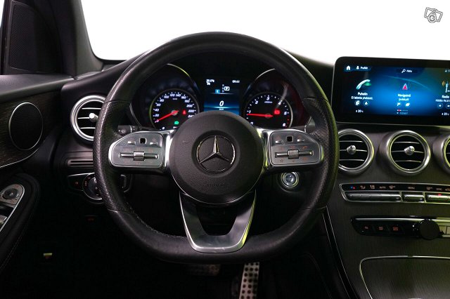 Mercedes-Benz GLC 13