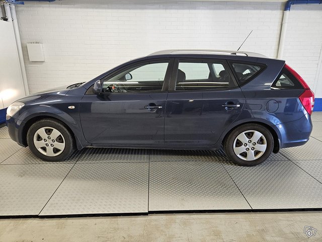 Kia Ceed 10