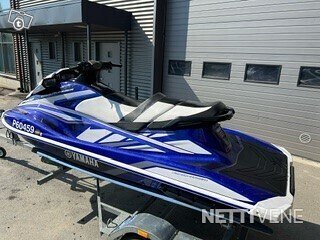 Yamaha GP 1800 2