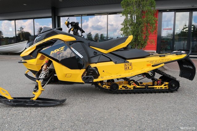 Ski-Doo MX Z 2