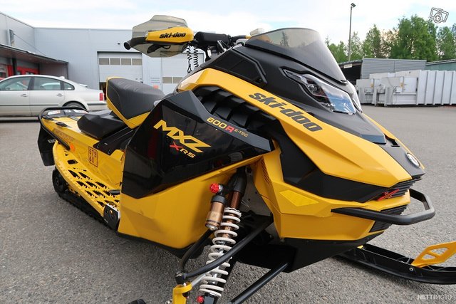 Ski-Doo MX Z 7