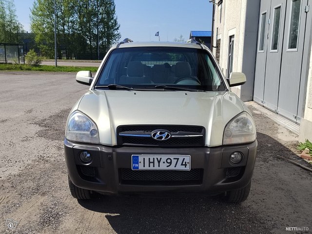 Hyundai Tucson 4