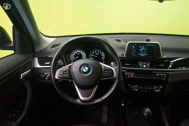 BMW X1 12