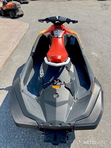 Sea-Doo Spark 6