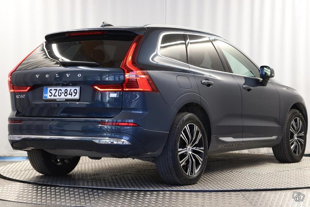 Volvo XC60 4