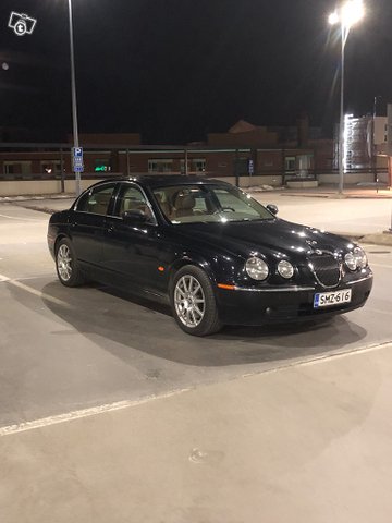 Jaguar S-Type 1