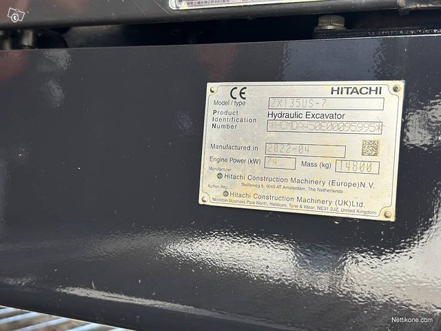 Hitachi ZX 135 US - 7 , Uudella Engconilla 19