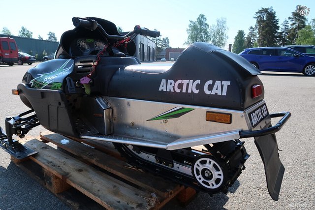 Arctic Cat ZR 4