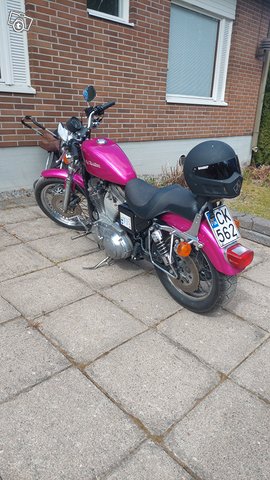 Harley-davidson sportsteri 1200/883 1