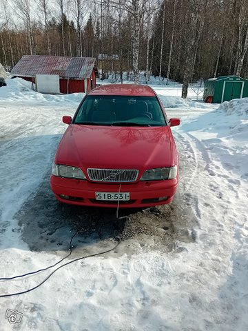 Volvo V70, kuva 1