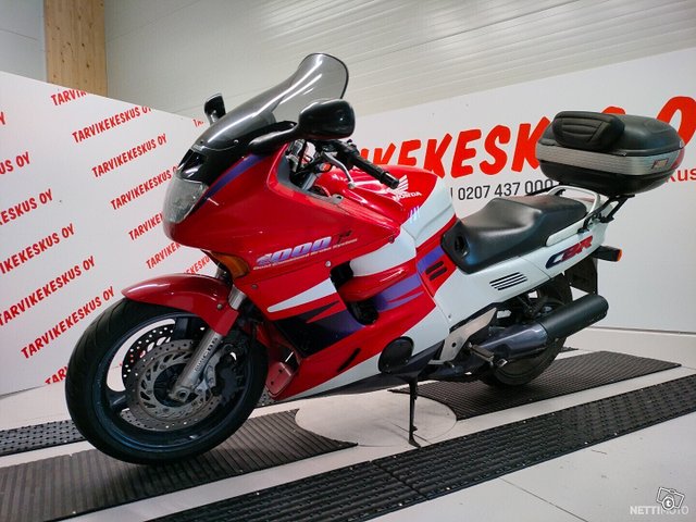 Honda CBR 5