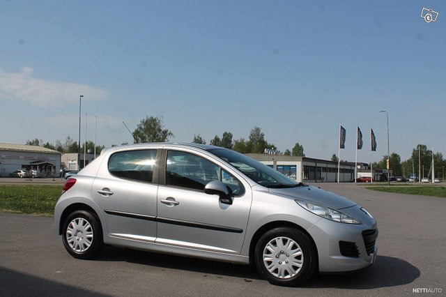 Peugeot 207 6