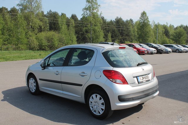 Peugeot 207 9