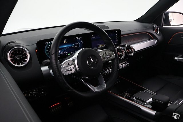 Mercedes-Benz EQB 12
