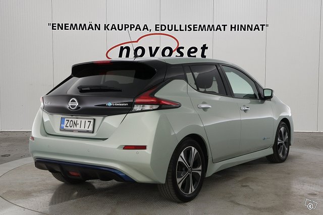 Nissan Leaf 4