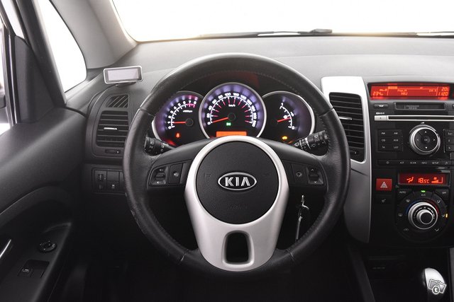 Kia Venga 18