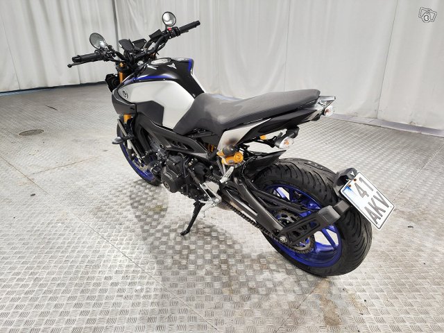 Yamaha MT-09 7
