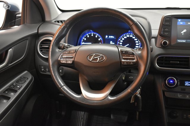 Hyundai KONA 14