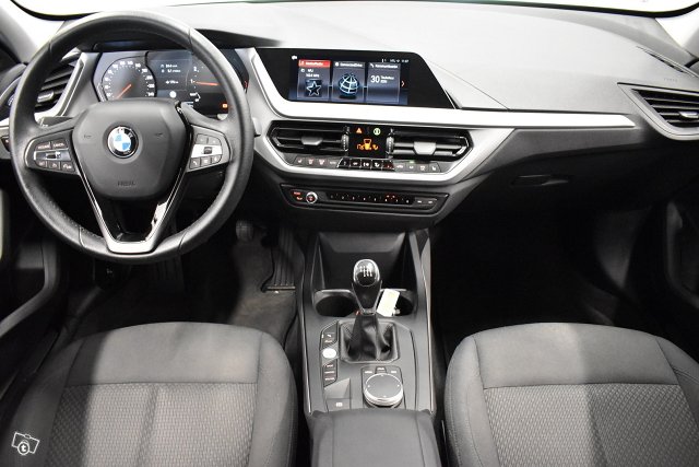 BMW 118 13
