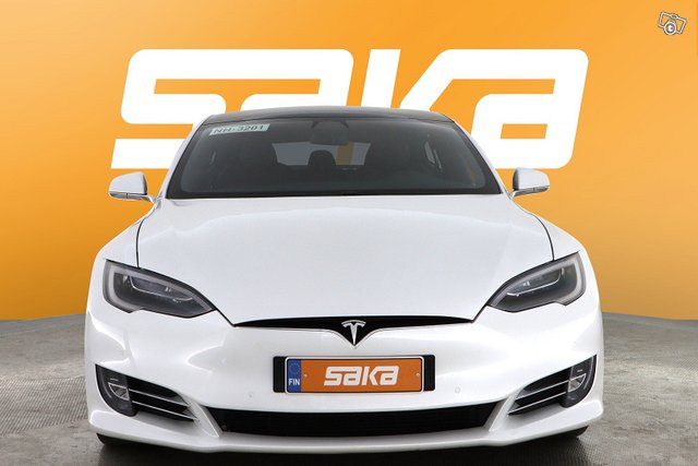 Tesla Model S 2