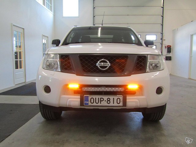 Nissan Navara 13