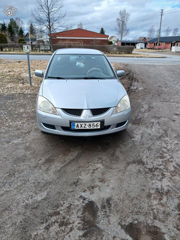 Mitsubishi Lancer 4