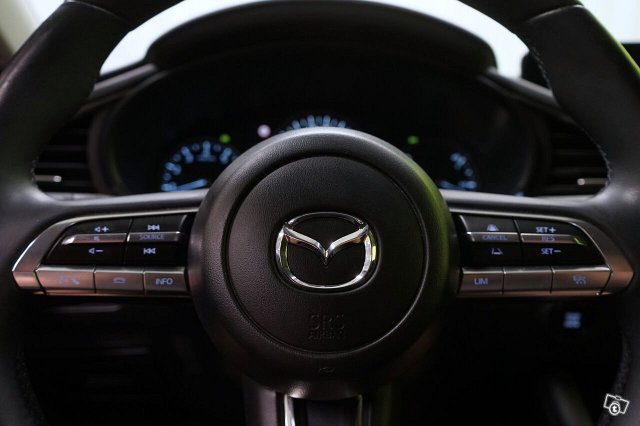 Mazda 3 14