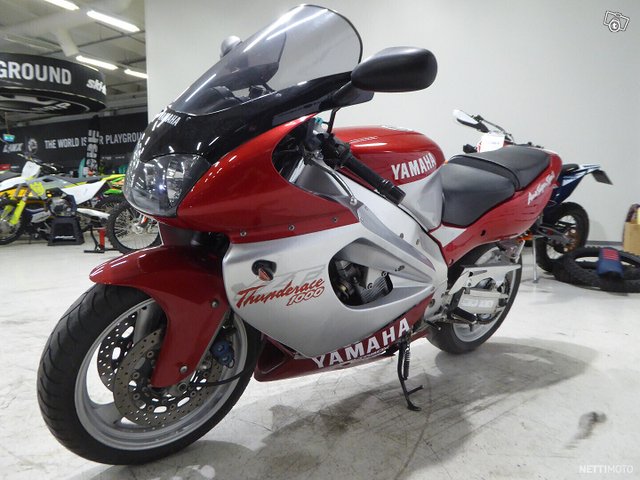 Yamaha YZF-R 5