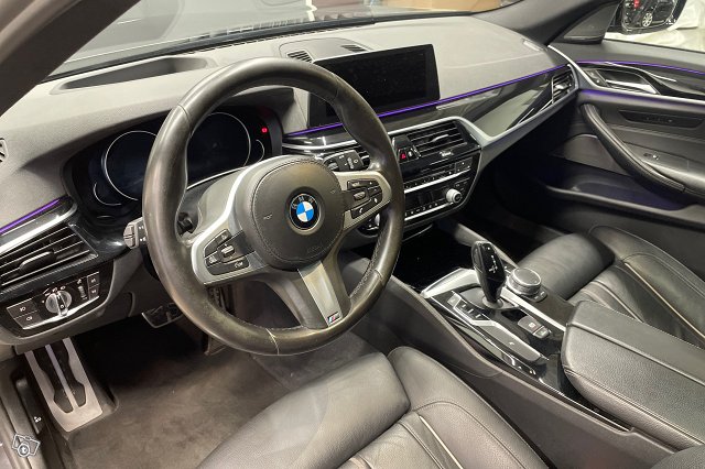 BMW 530 6
