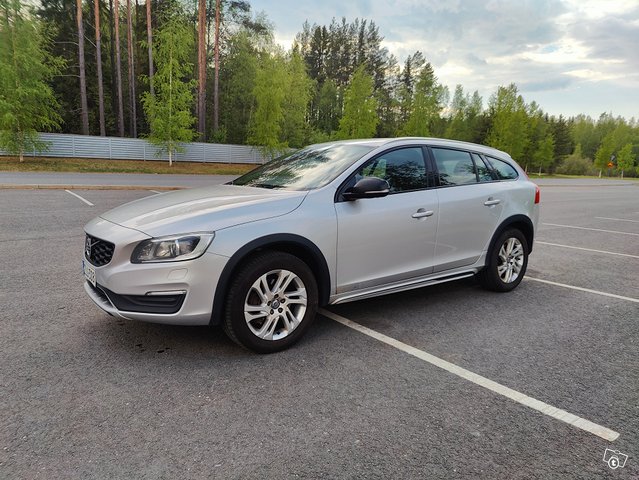 Volvo V60 3