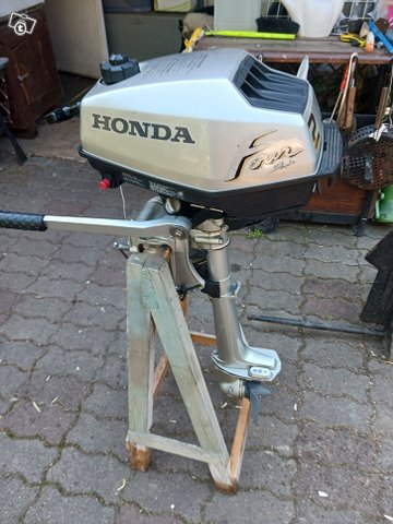 Honda 2 hv 4-T, kuva 1