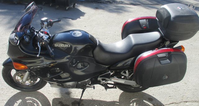 Suzuki GSX 5