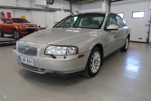 Volvo S80