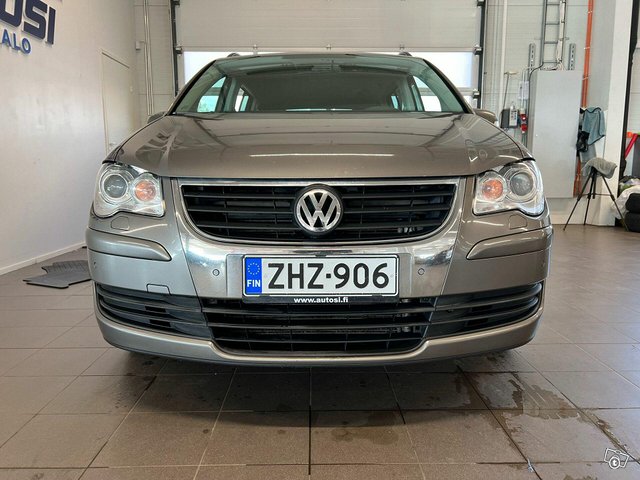 Volkswagen Touran 16