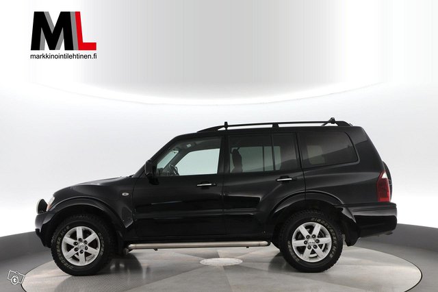 Mitsubishi Pajero 2