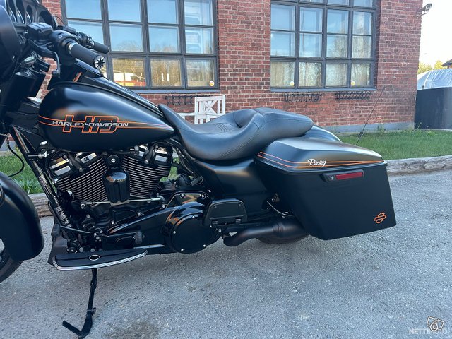Harley-Davidson FLHXS 107 -18 H.24650 6