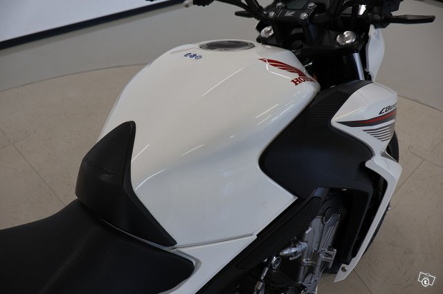 Honda CB 16