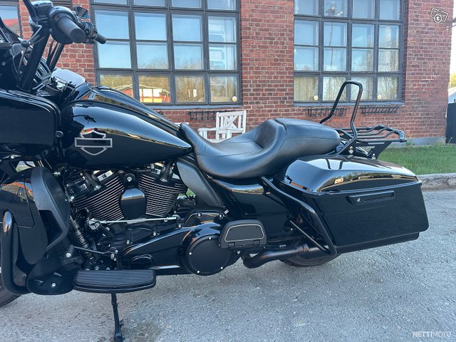 Harley-Davidson Road Glide 107 2018 h.26750 6