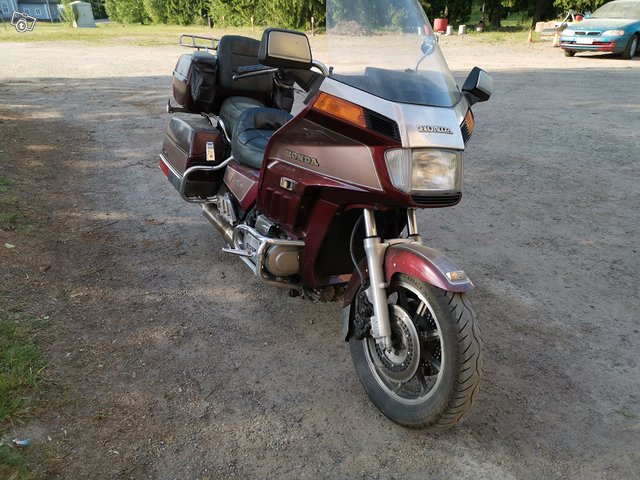 Honda gold wing 1200 aspencade 2