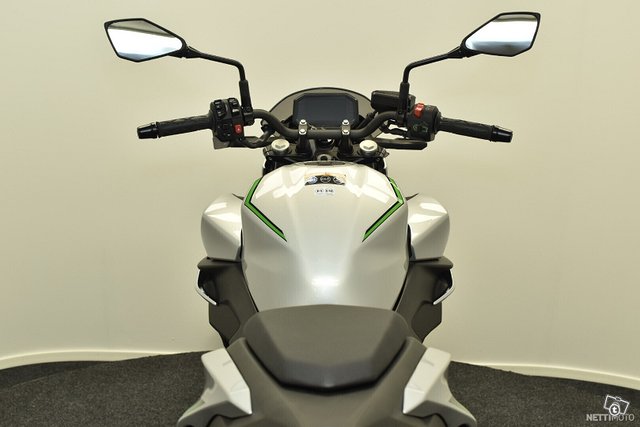 Kawasaki Z 9