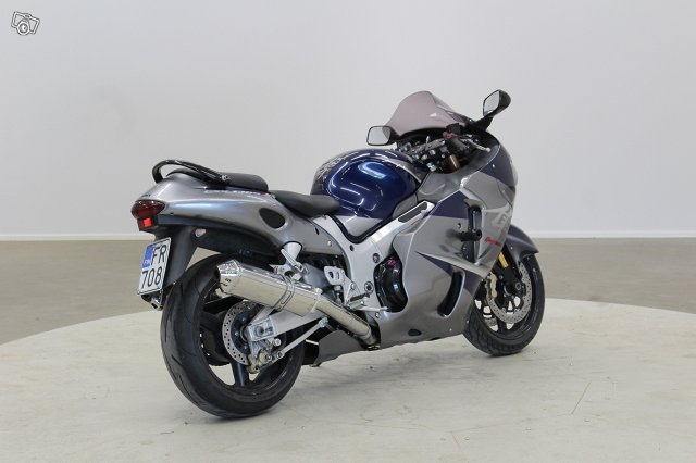 Suzuki GSX 8