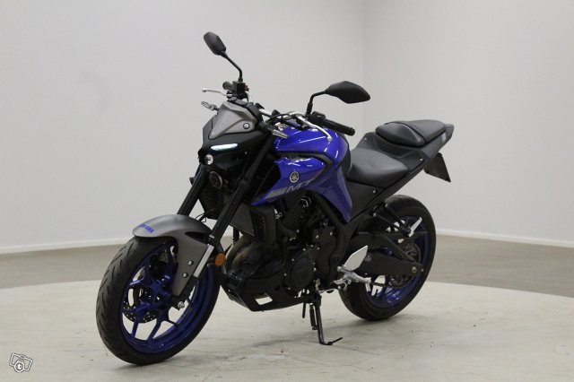 Yamaha MT-03 3