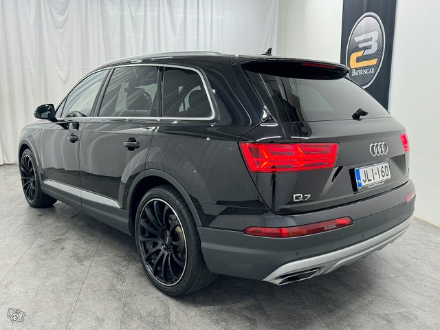 Audi Q7 2