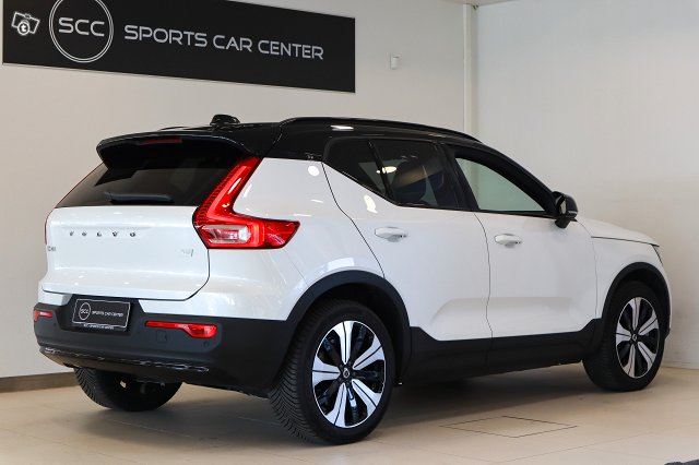 Volvo XC40 4