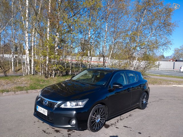 Lexus CT 2