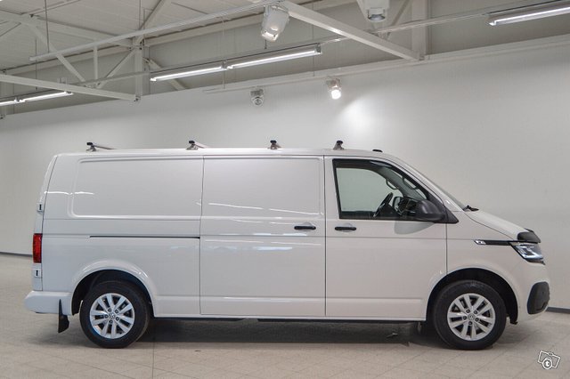 VOLKSWAGEN TRANSPORTER 4