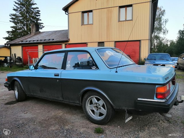 Volvo 242 2