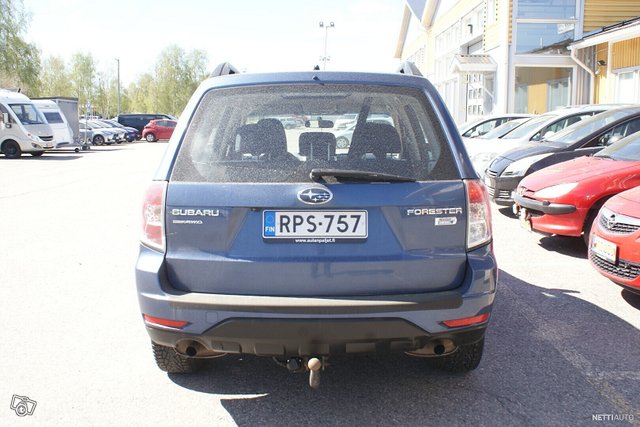 Subaru Forester 9